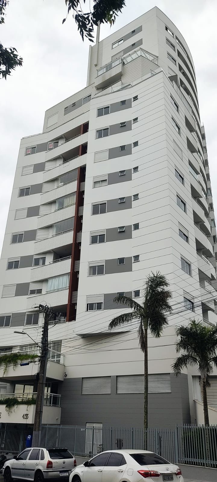 Condomínio Torre de Casteleone (Capoeiras – Florianópolis/SC)